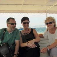 Uzun yıllar aynı sahneyi paylaştığım, 30 yıllık dostum İvi Dermancı ve Elif ile ada yolculuğu hatırası